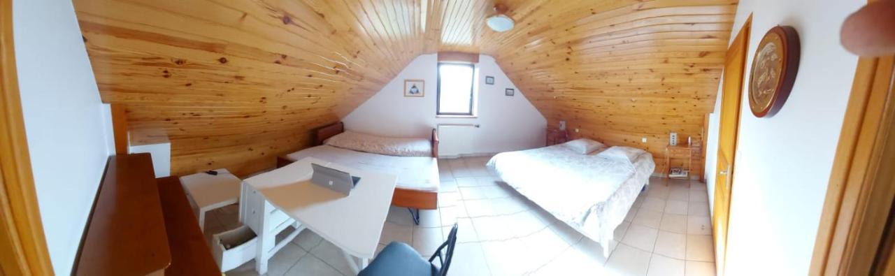 Le Nid D'Hirondelles - Chambres D'Hotes Plougoumelen Buitenkant foto